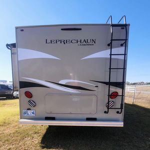 Remolque de lujo para autocaravana todoterreno Camper Flat Top Triple Litera Caravana con cocina deslizante Ligero y resistente - Product Image 3