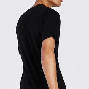 Ensemble t-shirt et short personnalisés pour hommes de bonne qualité OEM pour la vente en gros de vêtements de gym ensemble de t-shirt et short assortis en coton pour hommes - Product Image 5