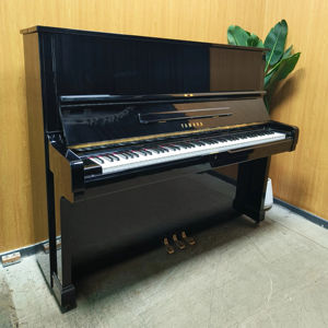 Piano vertical acústico Yamahas U2H usado Japón Original de alta calidad aspecto elegante excelente sonido japonés Envío Mundial - Product Image 1