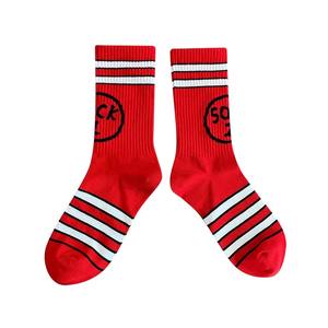 Calcetines de algodón elástico unisex más vendidos, calcetines atléticos de tamaño redondo, impresión digital de moda al por mayor de fabricante joven de Pakistán - Product Image 3