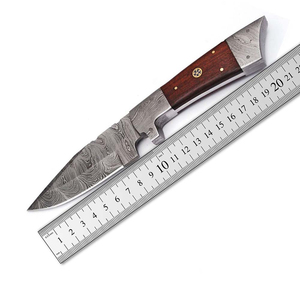 Cuchillo de Caza de Acero de Damasco Hecho a Medida con Mango de Cuerno de Carnero, Cuchillo de Camping para Exteriores, Venta Caliente, OEM Disponible - Product Image 1