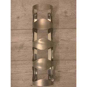 En vente Casier à vin en acier inoxydable support mural 4 porte-bouteille Post Design moderne Chrome brossé - Product Image 6