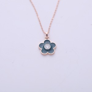Colgante Floral de Diamante Cultivado en Laboratorio con Certificación IGI en Oro Rosa/Amarillo y Blanco de 14K con Engaste Halo, Elegante Colgante para Mujer - Product Image 5
