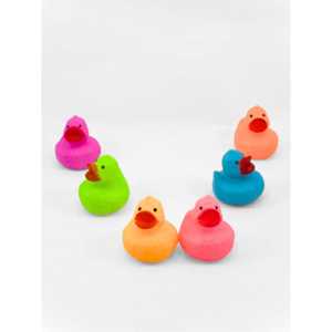 UATOYS Ensemble de 6 jouets canards mignons qui couinent pour le bain et le jeu, en vinyle et caoutchouc, avec logo personnalisé, résistants à l'eau et en plastique - Product Image 1