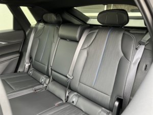 Cadillac LYRIQ Luxe d'occasion propre 2025 - Product Image 6