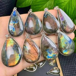 Liontin Kristal Labradorit Alami Unik, Kalung Batu Kilau Biru Ungu Estetis, Perhiasan Mode Boho, Liontin Batu Reiki - Product Image 3