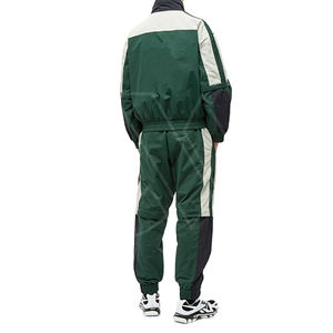 2024 personalizado Casual rompevientos en blanco chándal Jogging conjunto Cargo deporte diseñar su propio poliéster hombres chándal conjunto - Product Image 2