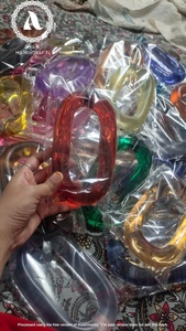 Chaînes murales modernes en acrylique faites à la main, éléments décoratifs de maison personnalisés et reliés, pour suspension, vente en gros, résine la plus adorable - Product Image 4