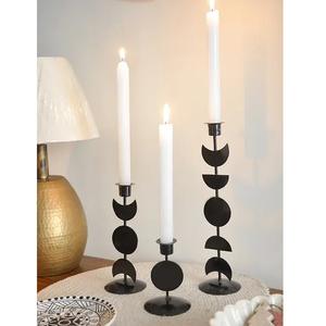 Candelero de metal plateado alto de alta calidad, Decoración de mesa decorativa hecha a mano para Navidad y bodas - Product Image 6