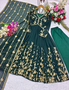 Conjunto de Vestido de Diseñador Aliya Cut y Pantalón Dupatt - Ropa de Fiesta y Boda Sin Arrugas - Product Image 5