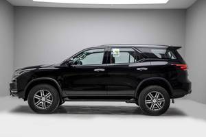 Tout Neuf, Kilométrage Zéro/Km, Prix Abordable, 2026 Attitude Black TY - Fortuner EXR 2.7L 4WD SUV Prêt à être expédié - Product Image 5