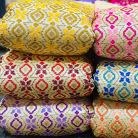 Tissu textile jacquard haut de gamme brodé de sequins complexes avec techniques non-tissées pour accessoires de mariage garçons et filles