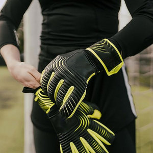 Gants de gardien de but de football en cuir professionnel Offre Spéciale avec conception de doigt complet imperméable et dragonne réglable - Product Image 3