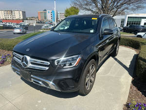 Mercedes-Benz GLC 300 2022 Usado en Buen Estado - Product Image 2