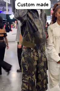 Veste matelassée surdimensionnée à capuche réversible en polaire imperméable et respirante pour homme, design camouflage personnalisé, vintage, hiver - Product Image 3