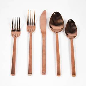Juego de cubiertos contemporáneo de 5 piezas, chapado en cobre de acero inoxidable pulido con espejo para café, cubiertos de boda con cucharas - Product Image 1