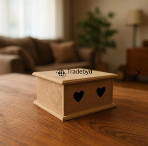 Caja decorativa de madera pulida MDF elegante Tradebyd perfecta para almacenamiento de joyas y regalos - Product Image 1