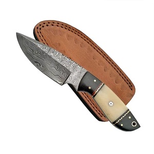 Couteau Skinner en Acier Damas Forgé à la Main au Design Unique Manche en Bois d'Olivier Couteau de Chasse Découpé avec Gaine en Cuir - Product Image 6