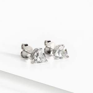 Boucles d'oreilles en diamant taillé trillion pour femme - Product Image 3