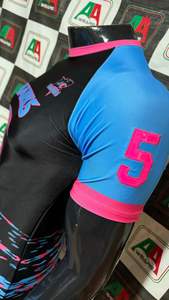 Traje de fútbol Ropa de fútbol UNIFORMES DE FÚTBOL Camisetas y pantalones cortos de alta calidad para equipos de diseño personalizado y pedidos a granel Pakistán - Product Image 4