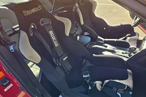 Nissan GT-R Premium 2009 d'occasion, environ 21 300 miles, 1 propriétaire, V6 biturbo, modifications de piste - Product Image 5