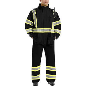 Chaqueta de Seguridad Reflectante Impermeable y Térmica para Invierno, Cargada por Dress Sports - Product Image 1