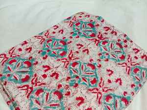 Tissu en coton imprimé à la main 100% Designs indiens traditionnels Vêtements et textiles artisanaux de nombreuses couleurs - Product Image 6