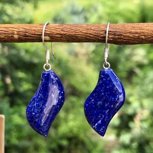 Boucles d'oreilles en lapis-lazuli au design magnifique / Bijoux en lapis-lazuli Boucles d'oreilles en lapis-lazuli - Product Image 5