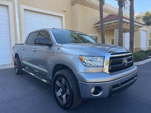 Offres Spéciales pour 2010 à yo ta Tun dra Tundra Grade voiture électrique d'occasion avec sièges en cuir toit ouvrant panoramique direction gauche - Product Image 4