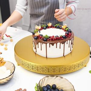 Elegante Soporte para Tartas de Metal con Bordes Lisos, Ideal para Exhibir Tartas y Dulces - Product Image 5