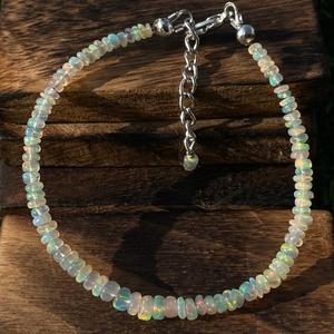 Bracelet en opale éthiopienne dorée de haute qualité 4mm perles de cristal multi-facettes bijoux en pierre de conception de perles lisses naturelles en vrac - Product Image 2