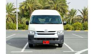 Fourgonnette Diesel 2024, Conduite à Gauche, Modèle Aspire, Émissions Euro IV, Automatique, 4.5L, Toit Panoramique, Jantes en Alliage d'Aluminium R17, Barres de Toit - Product Image 2