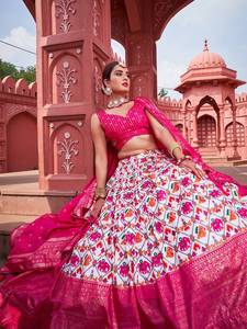Nuevo Navaratri Special Dola Silk Designer Lehenga Choli con trabajo hecho a mano Gota Lace Dupatta para mujer Digital impreso Lehenga Choli - Product Image 6