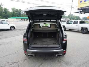 Noir d'occasion 2024 Land Rover Range Rover Sport HSE Silver Edition AWD avec roues en alliage sièges en cuir système de navigation - Product Image 4