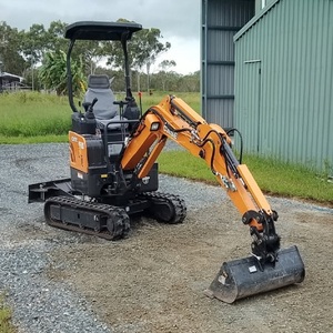 Mini-pelleteuse d'occasion abordable à vendre avec une capacité de levage de 5 tonnes Moteur fiable et hydraulique facile à utiliser et à entretenir - Product Image 2