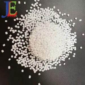 Hojuelas de PET Lavadas en Frío y en Caliente, Plástico Reciclado Transparente, Residuos/Restos de Plástico para Diversas Industrias, en Venta - Product Image 4
