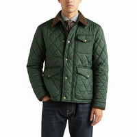 Veste Safari Classique Jaune Écologique Coupe-Vent Respirante Matelassée pour Homme avec Fermeture Éclair et Bordure en Velours Côtelé – Collection Automne (Vente en Gros)
