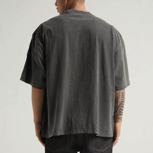 เสื้อยืดไหล่ตกของผู้ชายวัสดุผ้าฝ้ายและโพลีเอสเตอร์คุณภาพสูงทำจากวัสดุคุณภาพสูง - Product Image 2