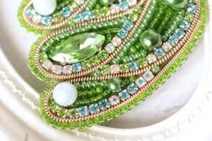 Broches perlées Broche design faite à la main. Accessoires de haute qualité. Broche design unique. Baby shower meilleur cadeau. - Product Image 3