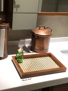 Plateau de service en bois avec canne en sangle de rotin fait à la main du Vietnam - Product Image 4