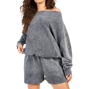 À la mode femmes acide lavage hors épaule chemise et short ensemble décontracté été deux pièces salon tenue en gros Streetwear - Product Image 4