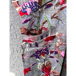 Kimono Ligero de Algodón con Estampado Floral, Perfecto como Pareo para Trajes de Baño - Product Image 4