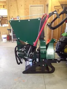 Broyeur de bois haut de gamme WC-46, alimentation hydraulique, moteur PTO, puissance élevée 60W, garantie 3 ans, en promotion - Product Image 2