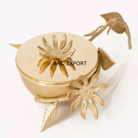 Support de décoration en verre transparent plaqué or fait à la main décoration de table de qualité supérieure boîte à bonbons article de cadeau de mariage et d'événements