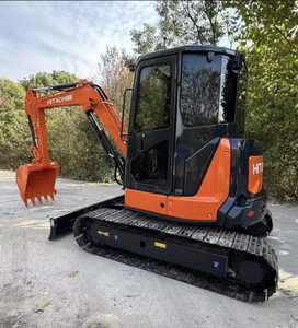Excavatrices sur chenilles d'occasion Hitachi ZX55, 5,5 tonnes, équipement hydraulique pour la construction, avec certification EPA - Product Image 1