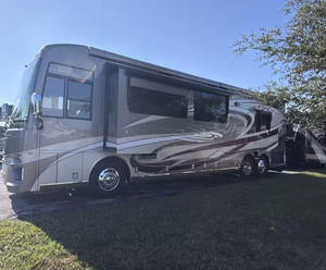 Venta de Autocaravanas Usadas Newmars Dutch Star 2022, Clase A, para 4-6 Pasajeros, Precio de Mayoreo con Descuento - Product Image 2