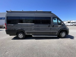 E-n-t-e-g-ra Coach Ethos 20T d'occasion 2025 à vendre - Product Image 3