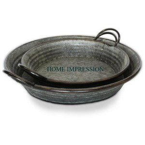 Plateau pour aliments galvanisé de différentes tailles de qualité de luxe Vaisselle en étain galvanisée de forme ronde de qualité supérieure Plateau pour serveurs d'aliments - Product Image 1