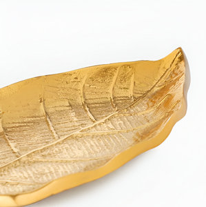 Plato en forma de hoja de Metal hecho a mano personalizado con acabado dorado para bandeja para servir comida plato de Picnic al aire libre a bajo precio - Product Image 5