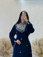 AWAIS HOUSE Robe longue ethnique moyen-orientale pour femme, grande taille, légère, faite à la main, ornée de perles et de paillettes, en polyester, à manches longues, coupe haute